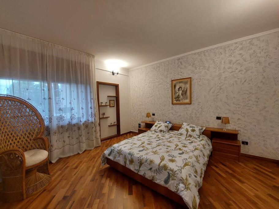 Lungarno 32 With Private Parking Apartment ฟลอเรนซ์ ภายนอก รูปภาพ