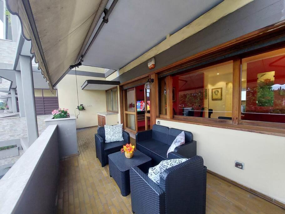 Lungarno 32 With Private Parking Apartment ฟลอเรนซ์ ภายนอก รูปภาพ