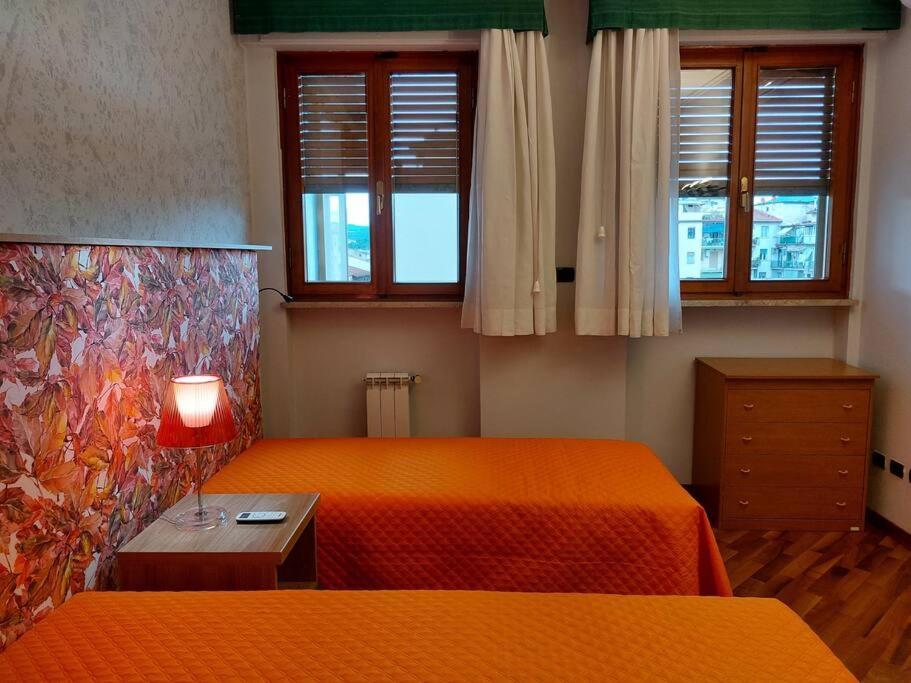 Lungarno 32 With Private Parking Apartment ฟลอเรนซ์ ภายนอก รูปภาพ