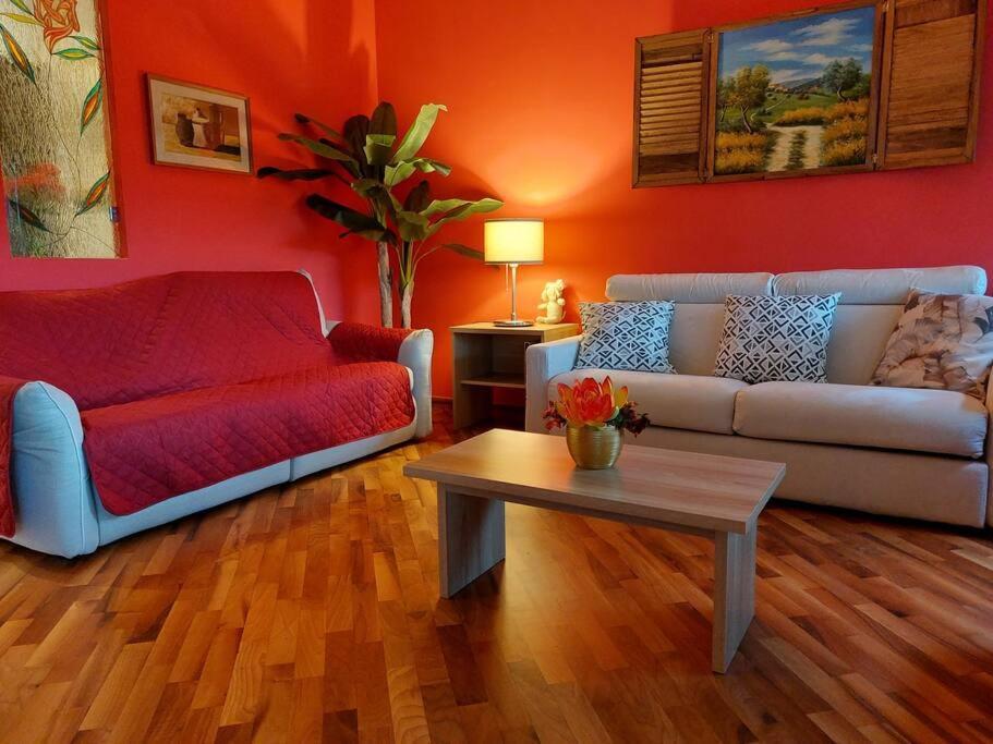 Lungarno 32 With Private Parking Apartment ฟลอเรนซ์ ภายนอก รูปภาพ
