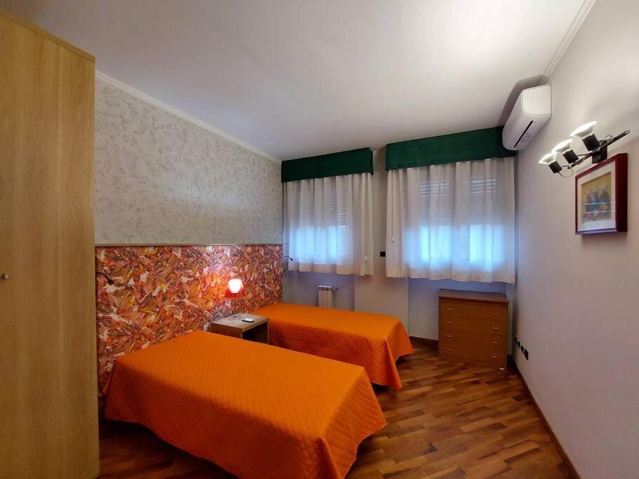 Lungarno 32 With Private Parking Apartment ฟลอเรนซ์ ภายนอก รูปภาพ