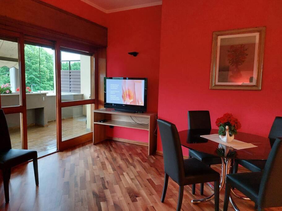 Lungarno 32 With Private Parking Apartment ฟลอเรนซ์ ภายนอก รูปภาพ