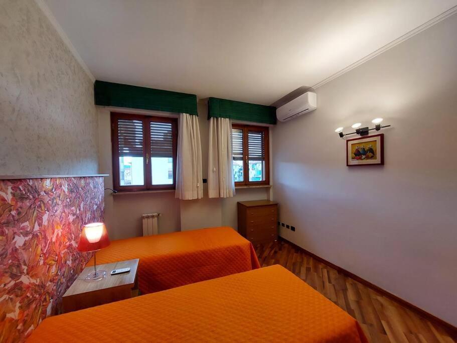 Lungarno 32 With Private Parking Apartment ฟลอเรนซ์ ภายนอก รูปภาพ